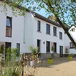 度假居 Rural For 9-guests In