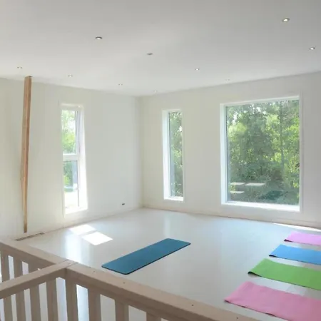 Vakantiehuis Rural For 9-guests In